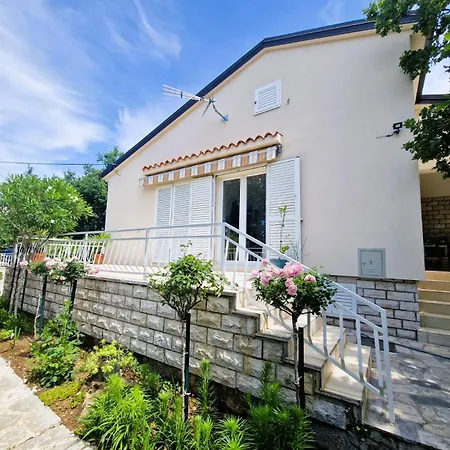 Oak & Olive House